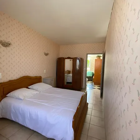 La Marechale Et Ses 4 A La Location